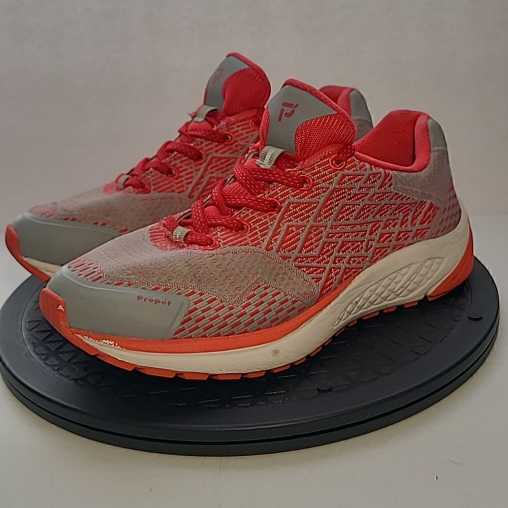 Propet WAA102M Size 7.5 - Picture 1 of 11